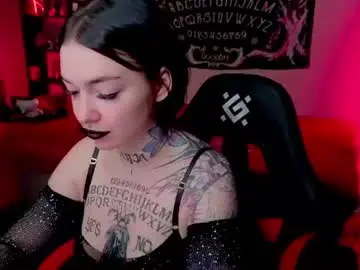 Chaturbate Live Sex Cam of magic_alie