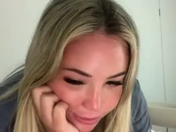 Chaturbate Free Live Porn of averybabyyx