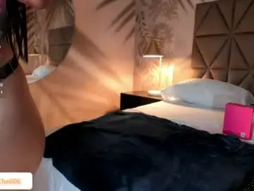 Chaturbate Watch Live Sex Cams of rosie_chell
