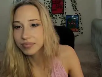 Chaturbate Best Webcam of emmarayder