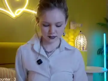 Chaturbate Nude Webcam of lessysweety