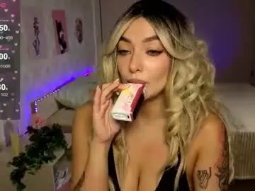 Chaturbate Sex Chat of emily_tyler19