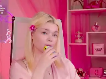 Chaturbate Watch Live Sex Cams of adelecartier