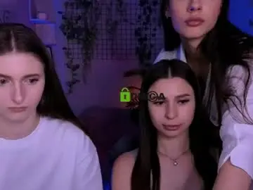 Chaturbate Live Porn of flora_ri