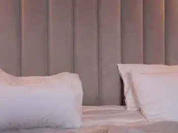 Chaturbate Sex Cam of moniqueeass