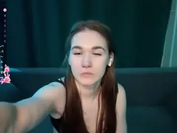 Chaturbate Live Sex Cam of lessiemccoyle