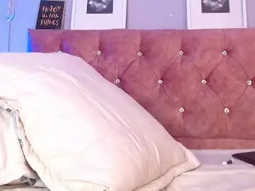 Chaturbate Adult Video Chat of nikibrice