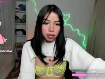 Chaturbate Watch Live Sex Cams of sol_lunaa23