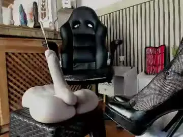 Chaturbate Free Live Porn of madame_ibby