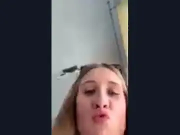 Chaturbate Private Sex Chat of merlenenewcomb