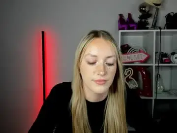 Chaturbate Live Porn of evelynblond