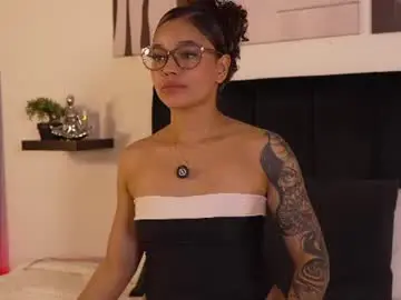 Chaturbate Adult Webcam of izzy_vega