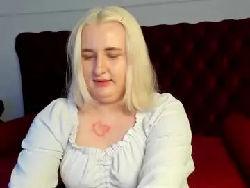 Chaturbate Live Sex Cam of lioraardyn