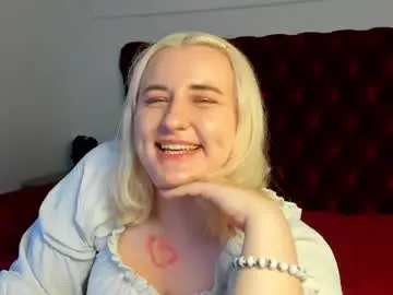 Chaturbate Watch Live Sex Cams of lioraardyn