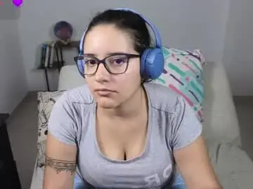 Chaturbate Live Porn of moonwoman_