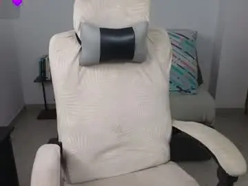 Chaturbate Free Live Porn of moonwoman_