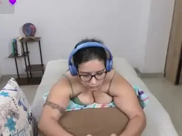 Chaturbate Adult Webcam of moonwoman_