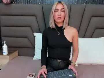 Chaturbate Nude Webcam of ashley_miller26
