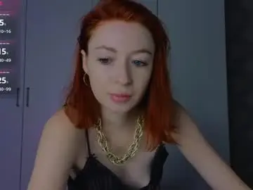 Chaturbate Free Porn Cam of cuteroxyfoxyy