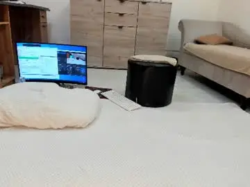 Chaturbate Live Sex Cam of classy_medeeea