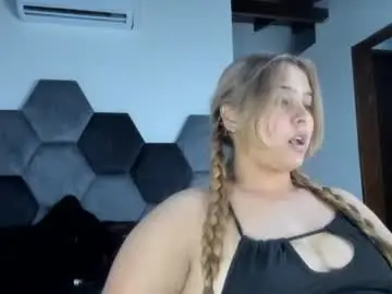 Chaturbate Free Porn Cam of mikaelastonne