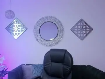 Chaturbate Live Porn of raven_reyes7