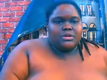 Chaturbate Adult Video Chat of ebonyhotbuns4u2luv