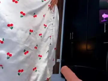 Chaturbate Sex Cam of mia_18v