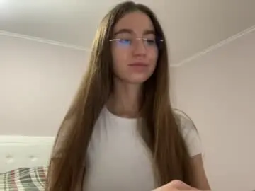 Chaturbate Best live sex cam show of emberfamn