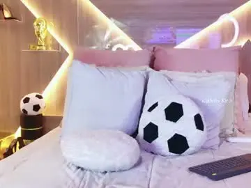 Chaturbate Live Porn of carlotta_ricci