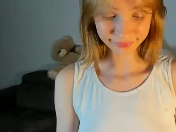 Chaturbate Sex Cam of 18kira18
