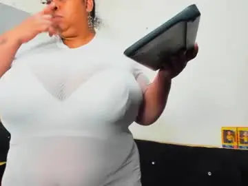 Chaturbate Live Sex of lynn_and_esteban