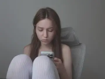 Chaturbate Free Live Porn of monnymoonn