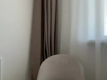 Chaturbate Live Porn of shy_schoolgirl_