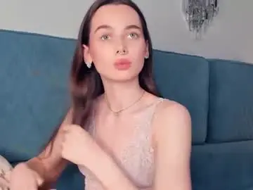Chaturbate Live Sex Cam of moon_puzzles