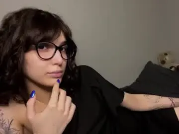 Chaturbate Free Porn Cam of odettehatt