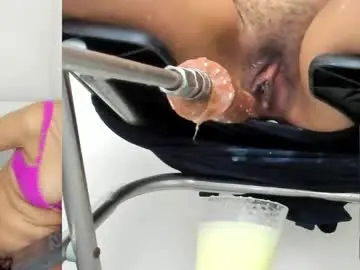 Chaturbate Best live sex cam show of amelia_myers