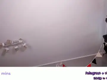 Chaturbate Free Live Porn of vivian_qwerty