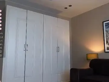 Chaturbate Watch Live Sex Cams of brightrays__