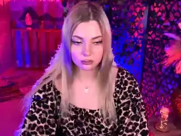 Chaturbate Live Porn of hyileyclark