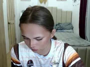 Chaturbate Live Porn of queen_heart0