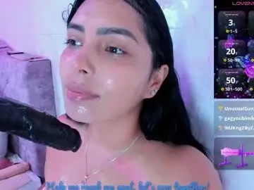 Chaturbate Live Sex Cam of evelinn_belen