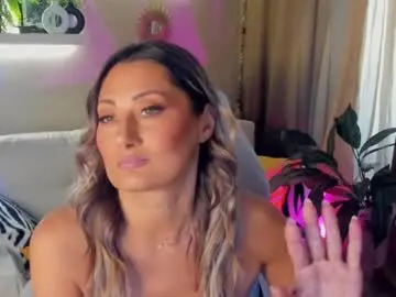 Chaturbate Sex Cam of sarahholly