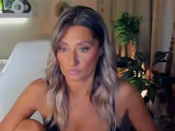 Chaturbate Free Porn Cam of sarahholly