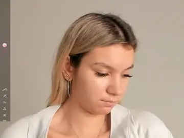 Chaturbate Live Sex Cam of margarethowell