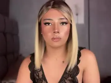 Chaturbate Live Sex of trexie_fucks15