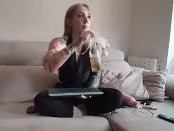 Chaturbate Free Porn Cam of tattoobbgirl