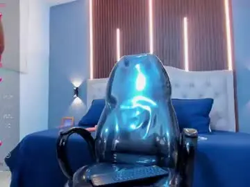 Chaturbate Live Sex of mikaela_petite18