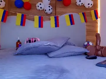 Chaturbate Live Sex Cam of cloe_stanfort