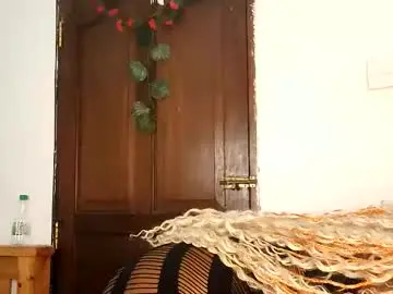 Chaturbate Live Sex Cam of velvetdesiree